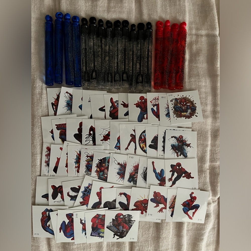Spider-Man Temporary Tattoo and Bubble Party Favor Set
